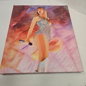 The Official Taylor Swift | The Eras Tour Book (Hardcover)
